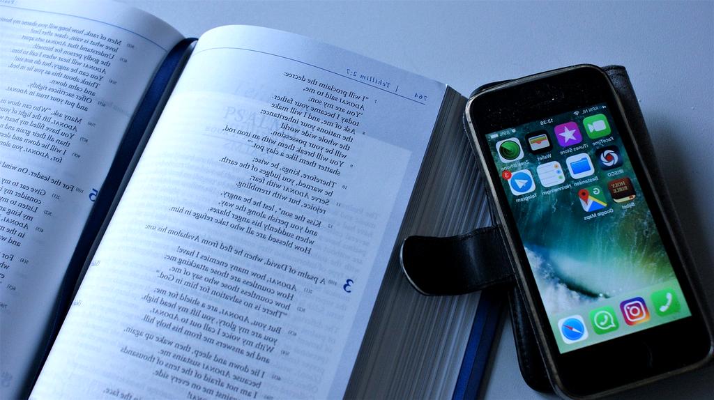 High-tech networking services concept